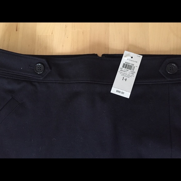 Ann Taylor black pencil skirt size 14 - Picture 3 of 5